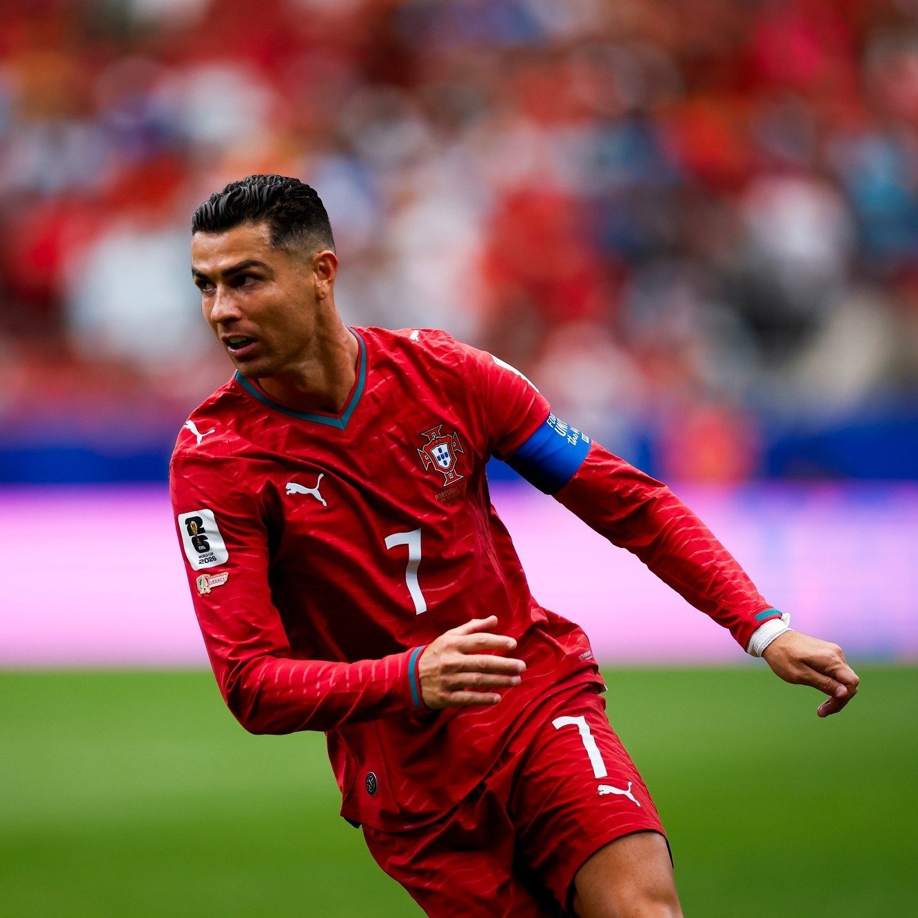 Cristiano com a 7 de Portugal: por trás de cada recorde tem uma dor que ninguém viu. Foto: @cristiano / Instag